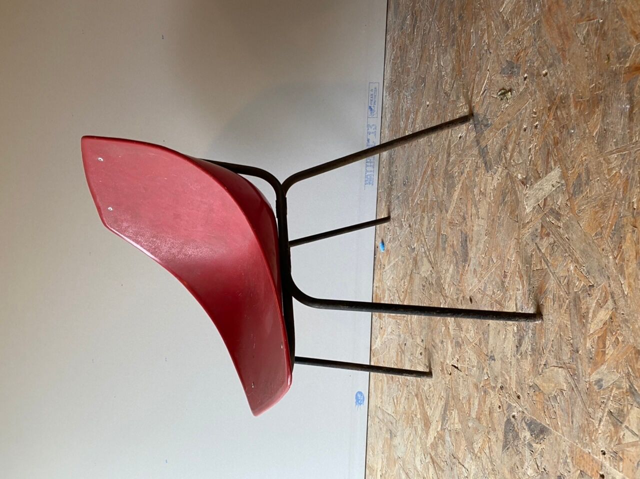 Shell chair Pierre Guariche