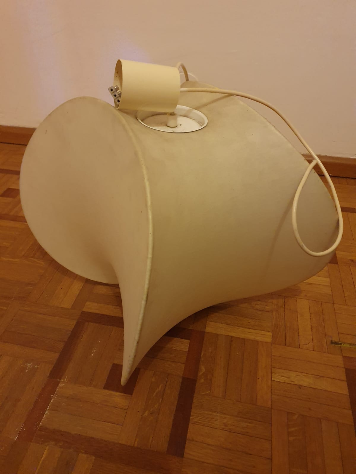 Cocoon suspension lamp, 1960 Vintage