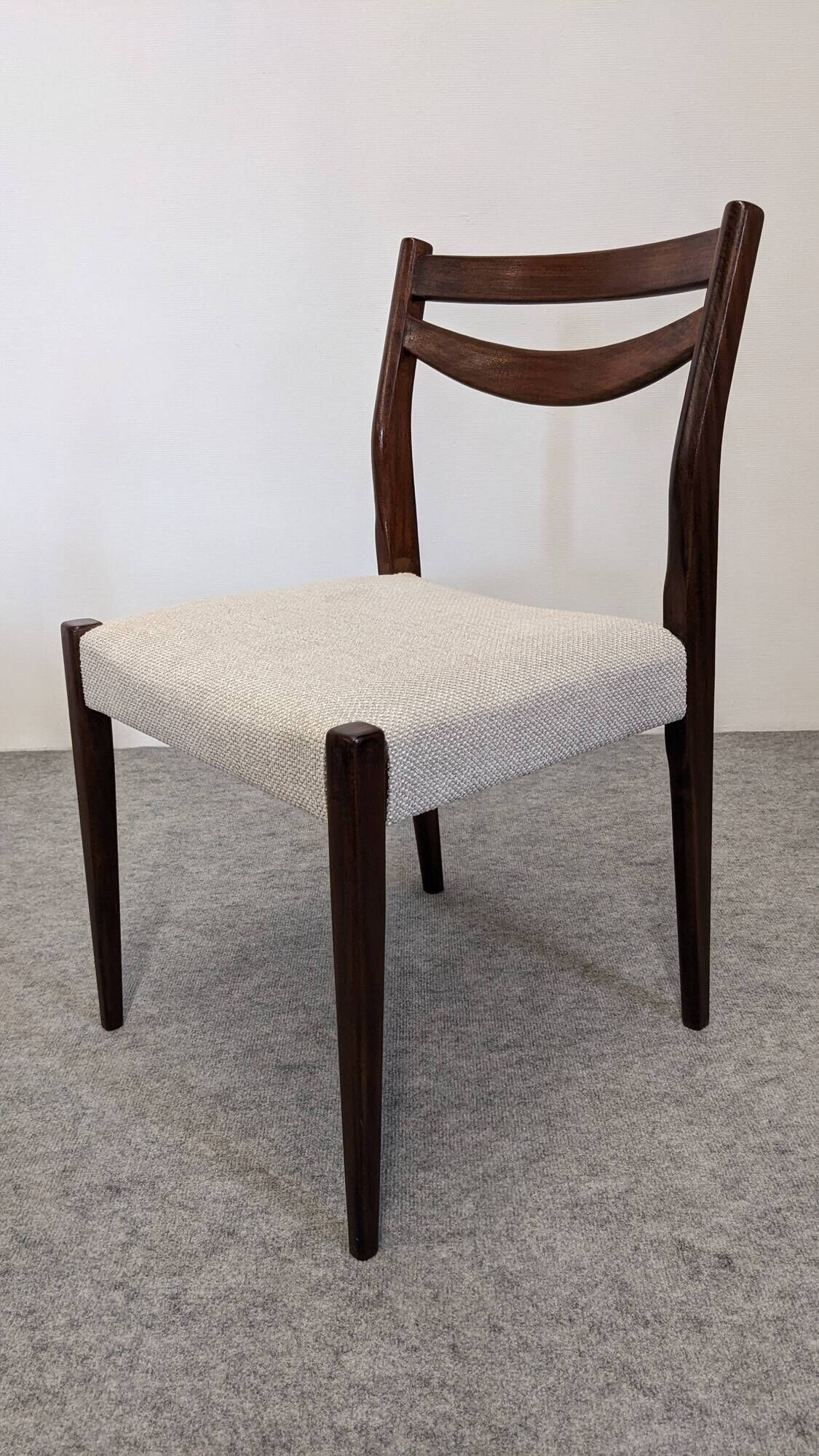 Set of 6 Scandinavian style teak chairs, France circa 1970.