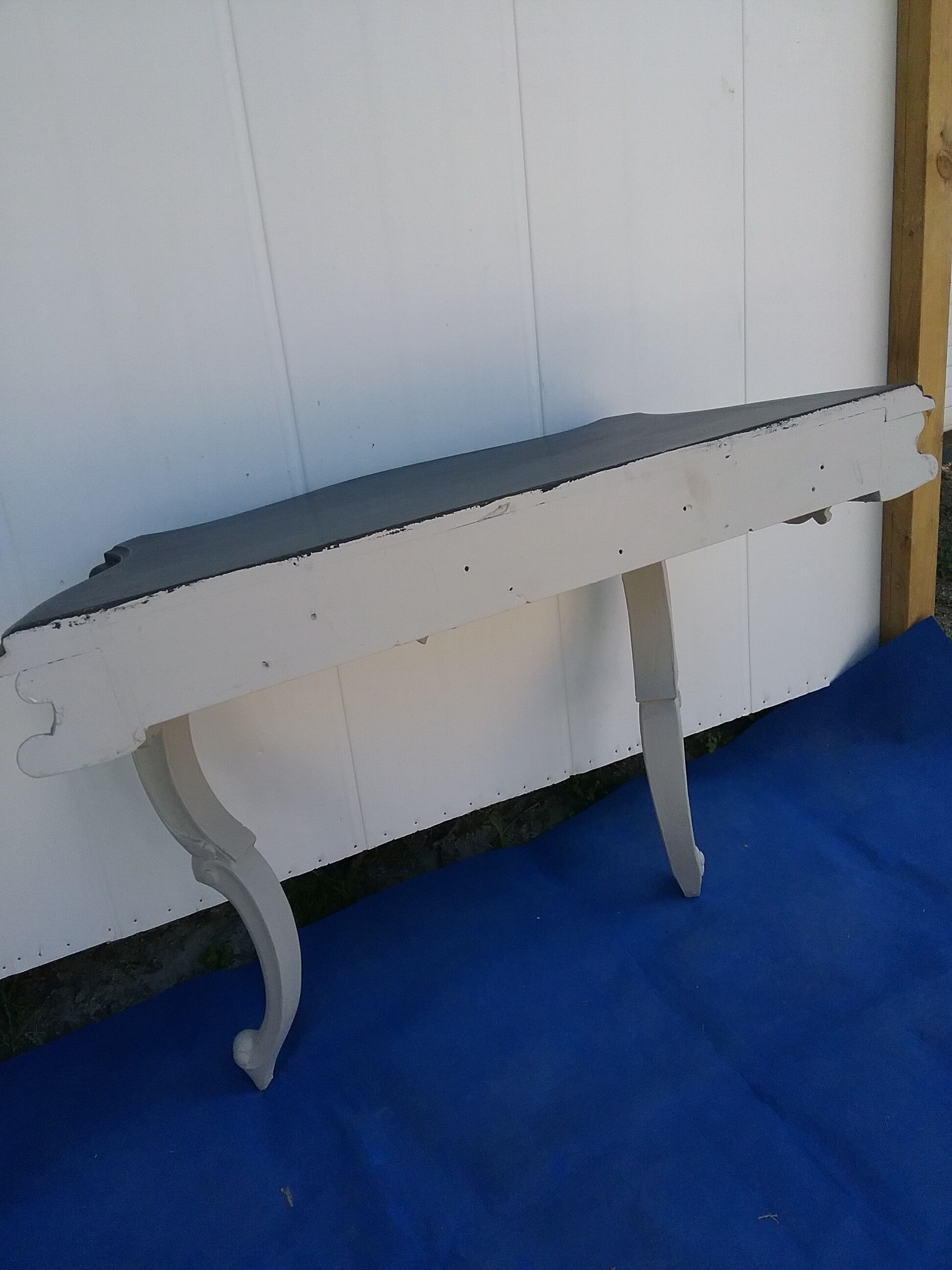 Grey console