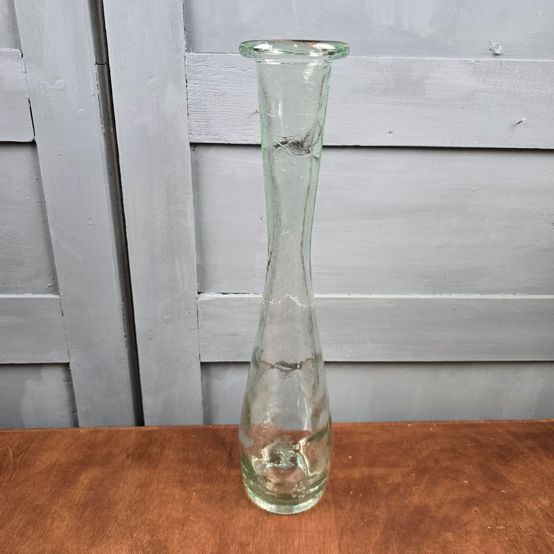Large vintage ribbed glass soliflore – Transparent vase