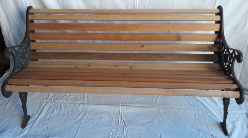 Feet in cast iron Garden Bench