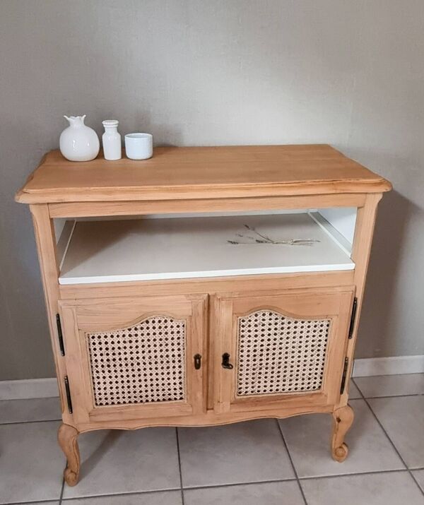 Meuble cannage style Louis XV