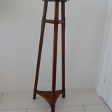 Sculptor's saddle