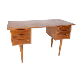 Desk in teak of danish design from the 1960