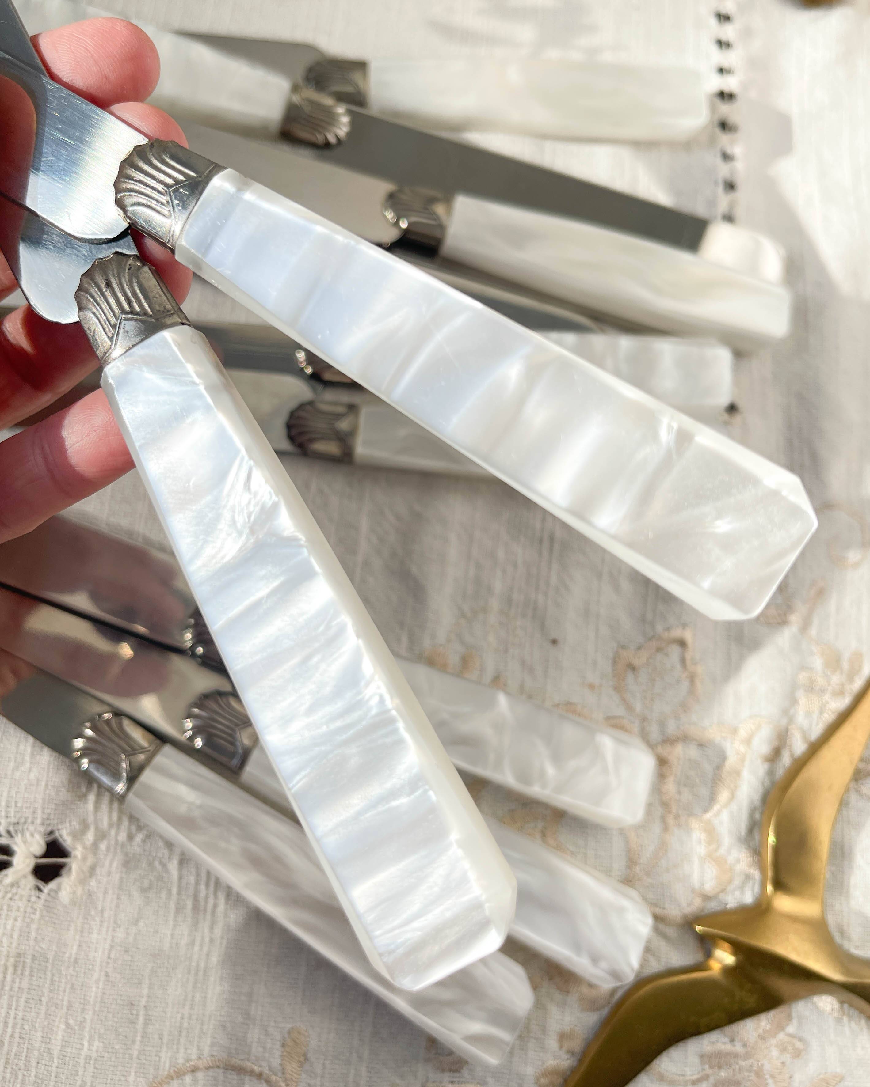 12 vintage Bakelite stainless steel knives with mother-of-pearl effect Art Deco style