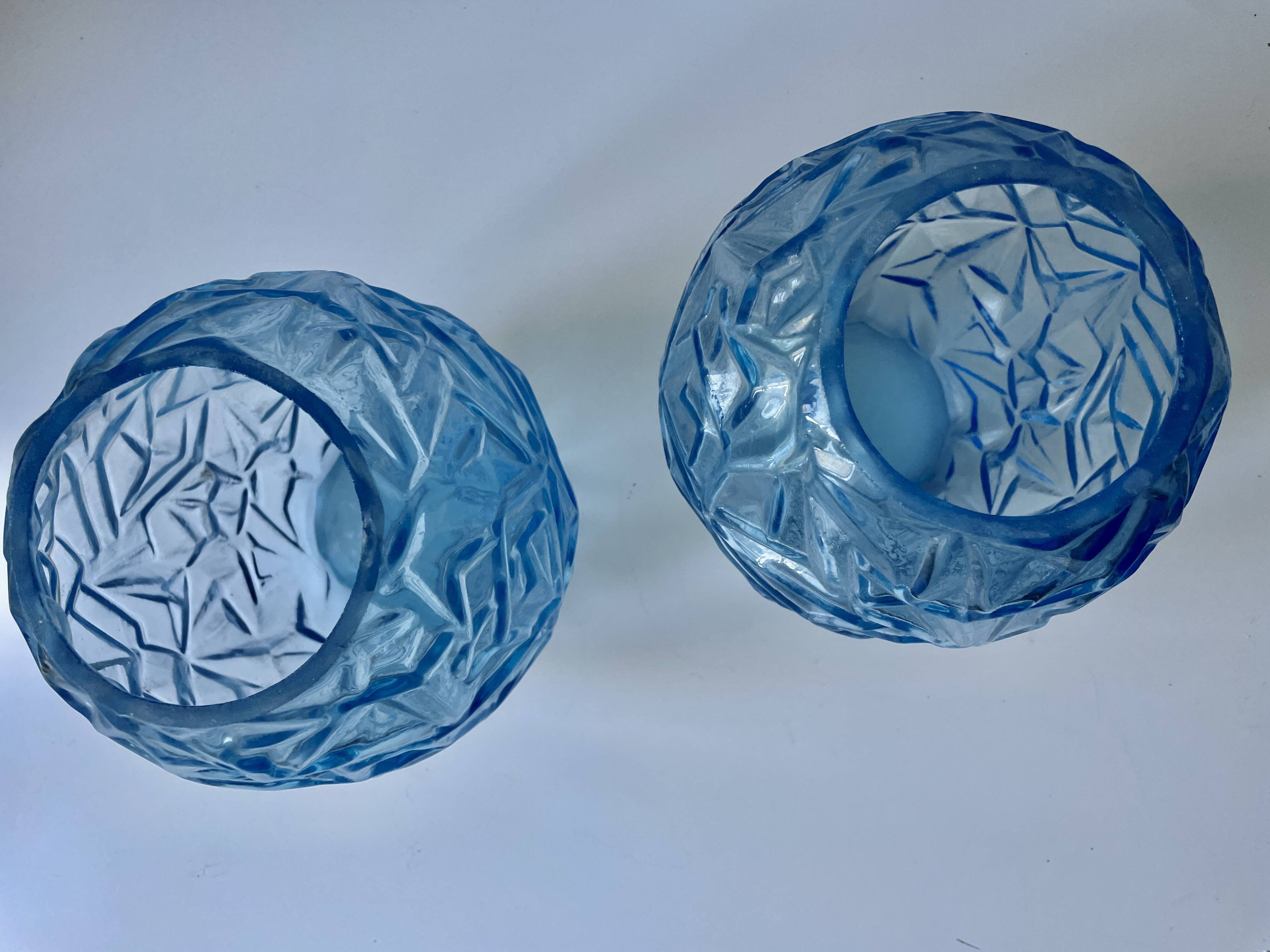 Pair of Art Deco vases in blue glass paste