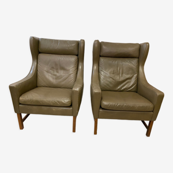 Pair of Scandinavian Fredrik Kaiser khaki leather armchairs