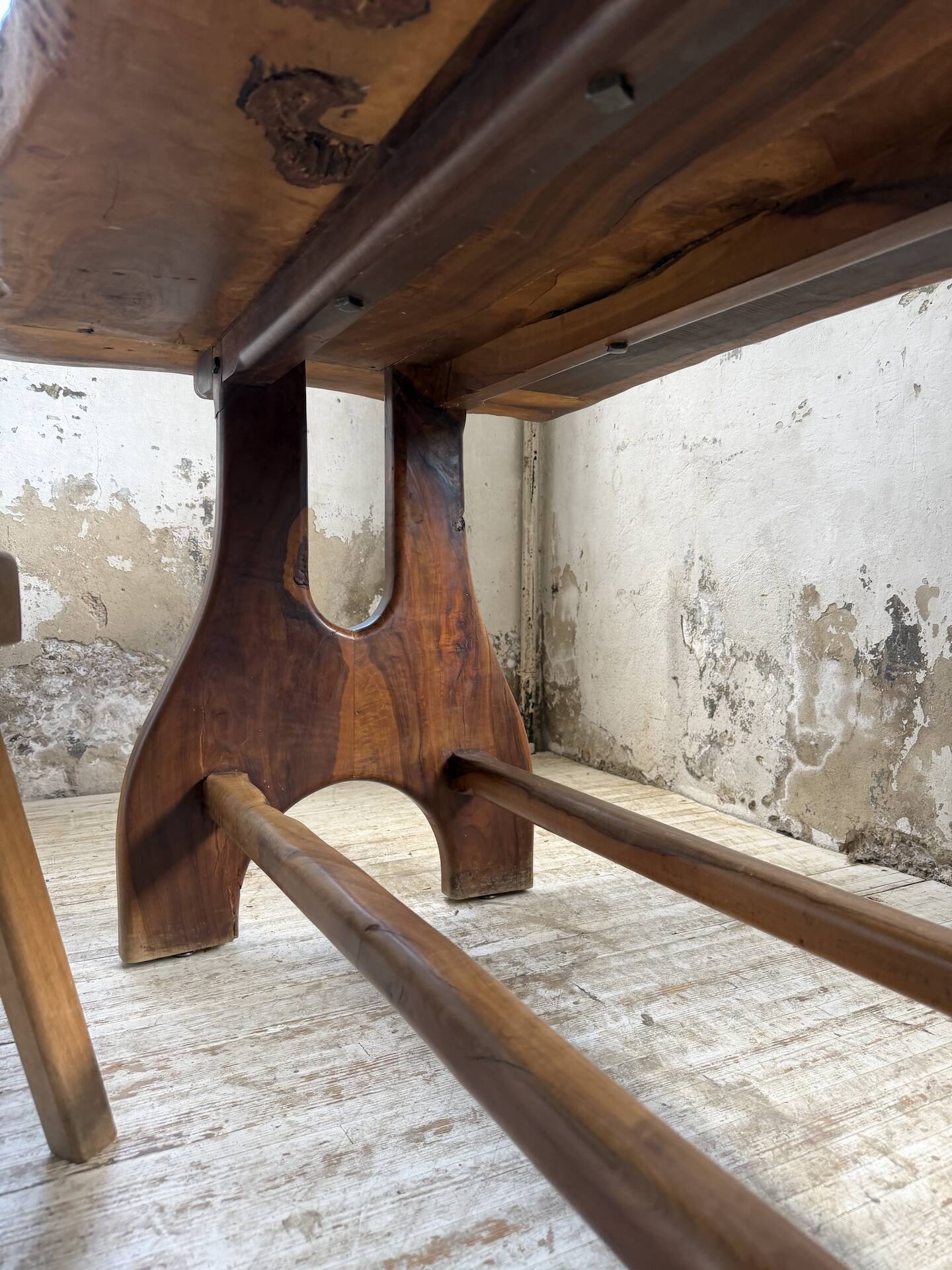 Dining table in solid olive wood Maison Skela 1960