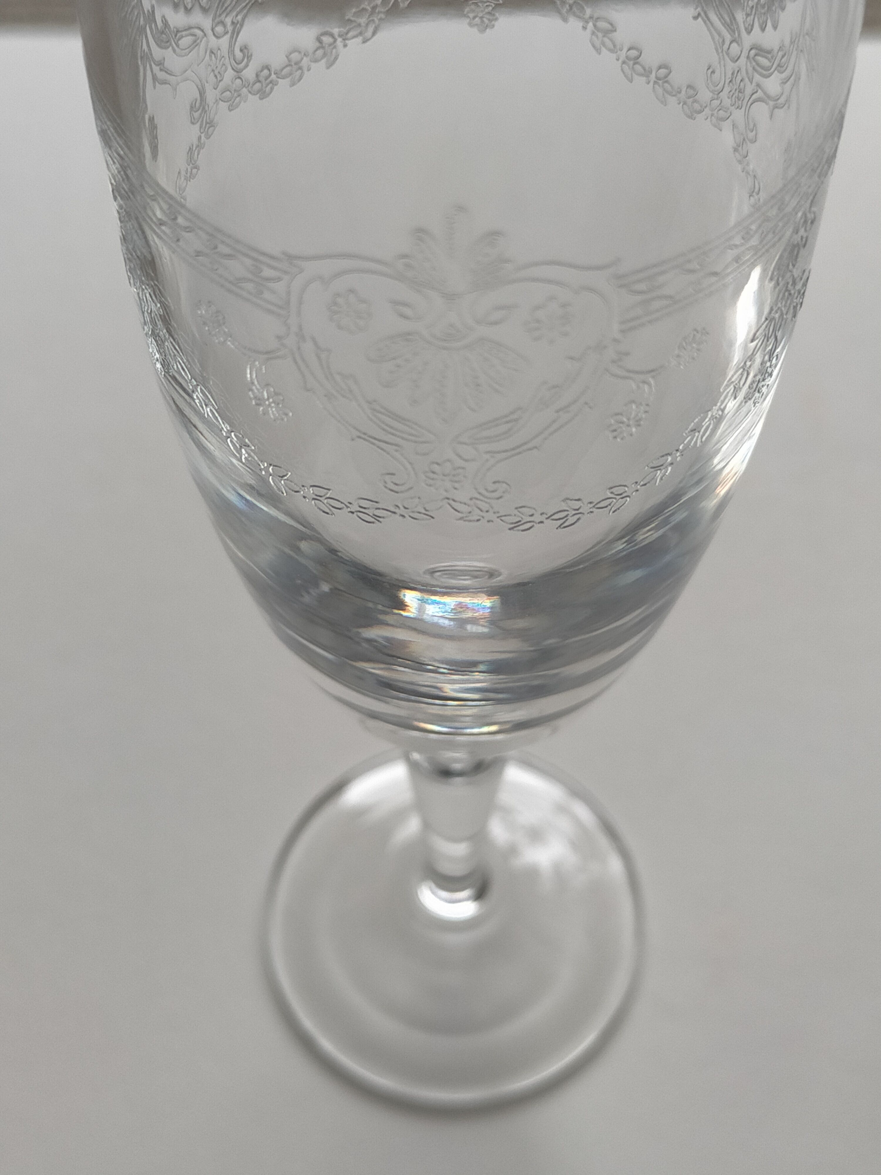 Lot of six glasses of champagne