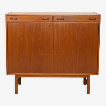 Buffet vintage scandinave avec tiroirs