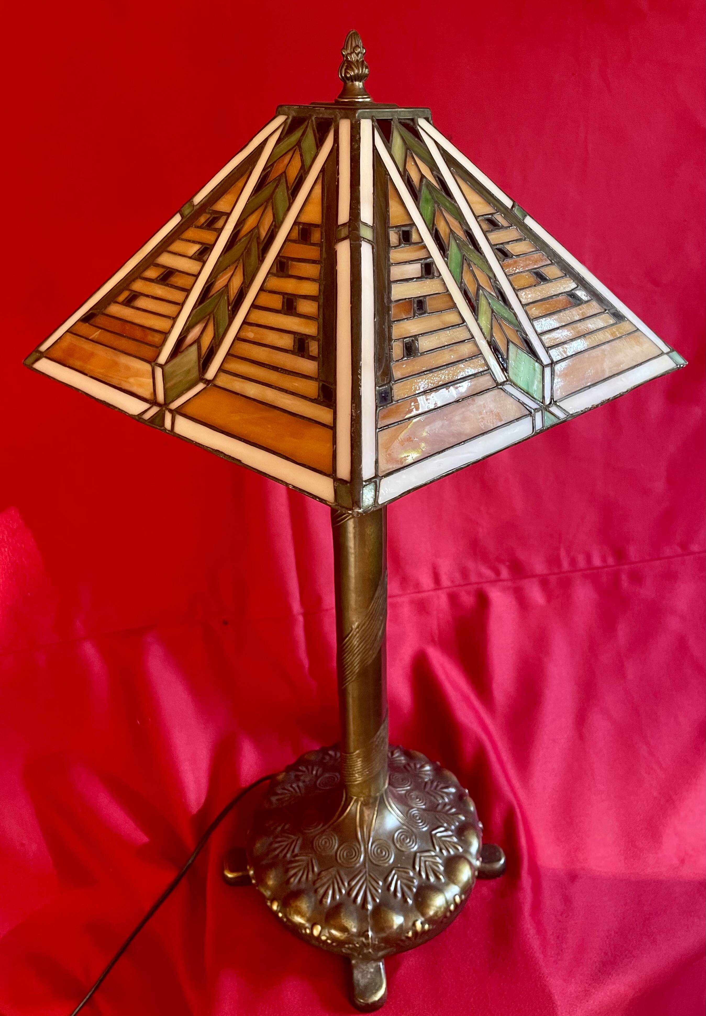 Art Deco lamp, "Tiffany" inspiration, glass and brass