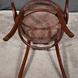 Fauteuil en Bois Courbé par Jacob & Josef Kohn – 1900