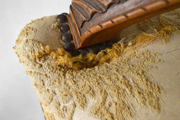 Banquette style Louis XV en chêne sculpté
