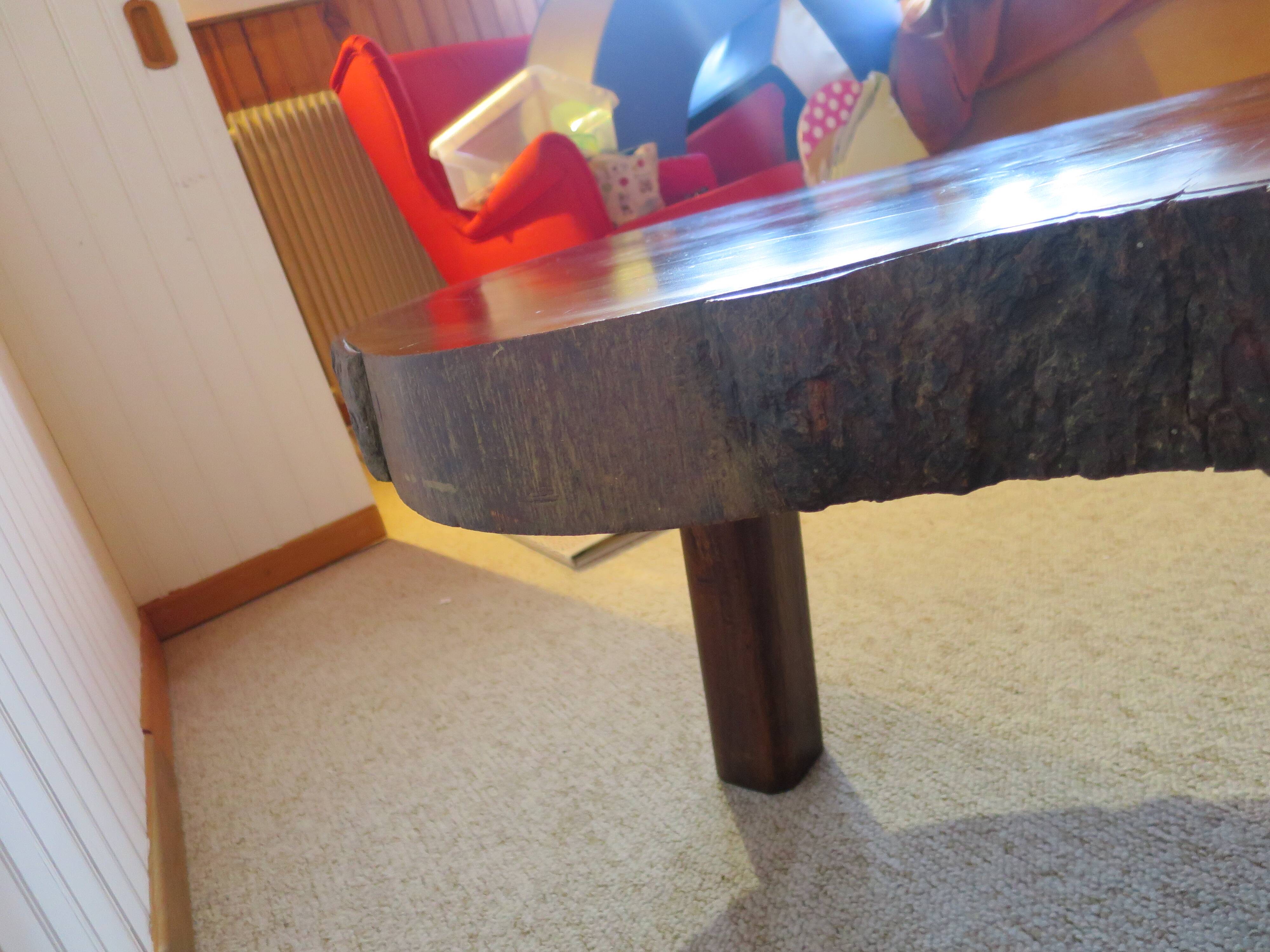 Tripod coffee table - solid okoumé wood - organic shape - brutalist style