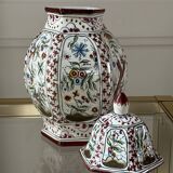 Baluster vase with lid
