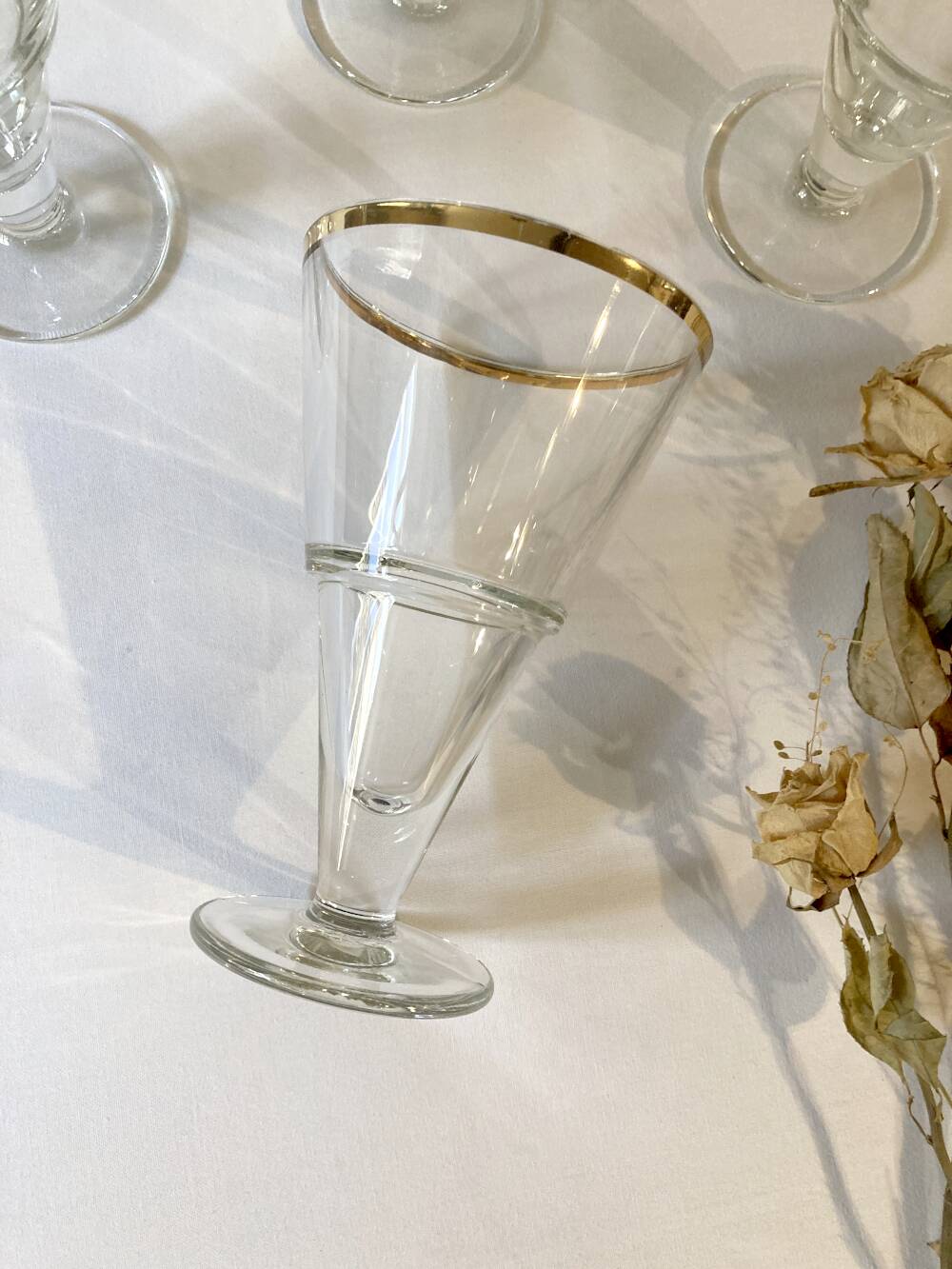 4 glass dessert bowls with gold rims, La Rochère, France