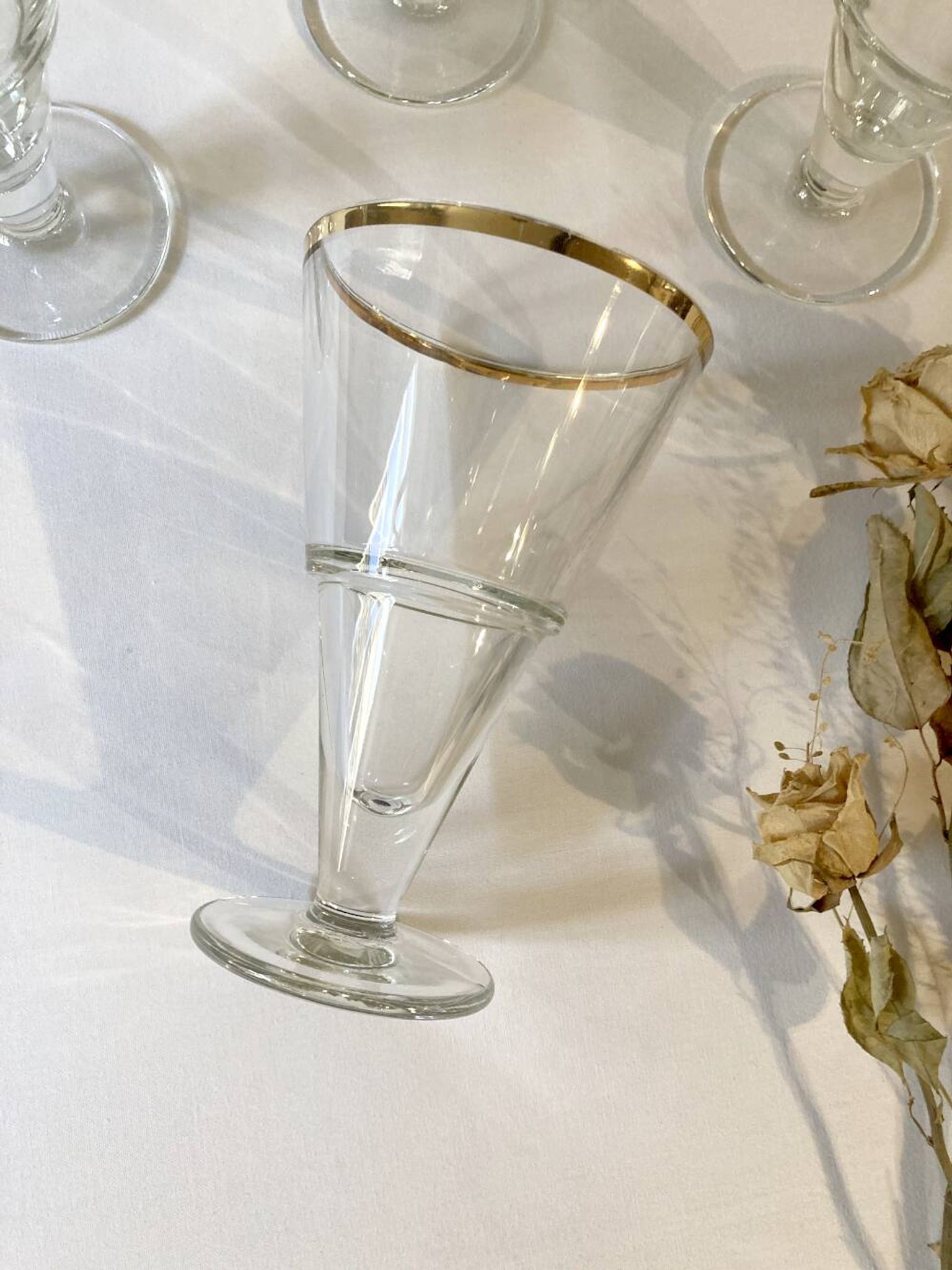 4 glass dessert bowls with gold rims, La Rochère, France