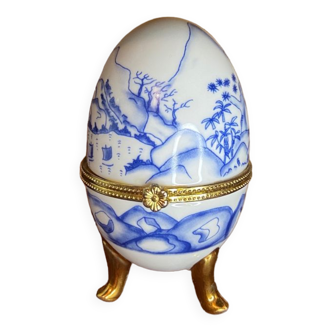 Porcelain egg