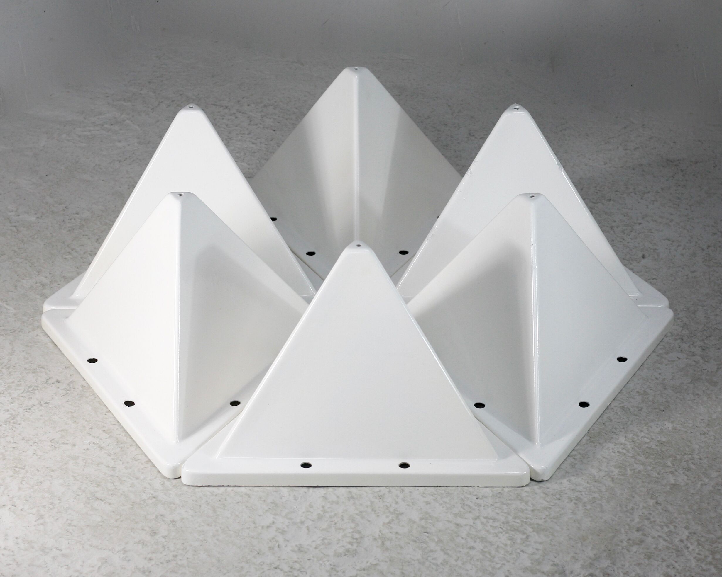 Fiberglass circa 1970. 6 tetrahedron-shaped elements. France.