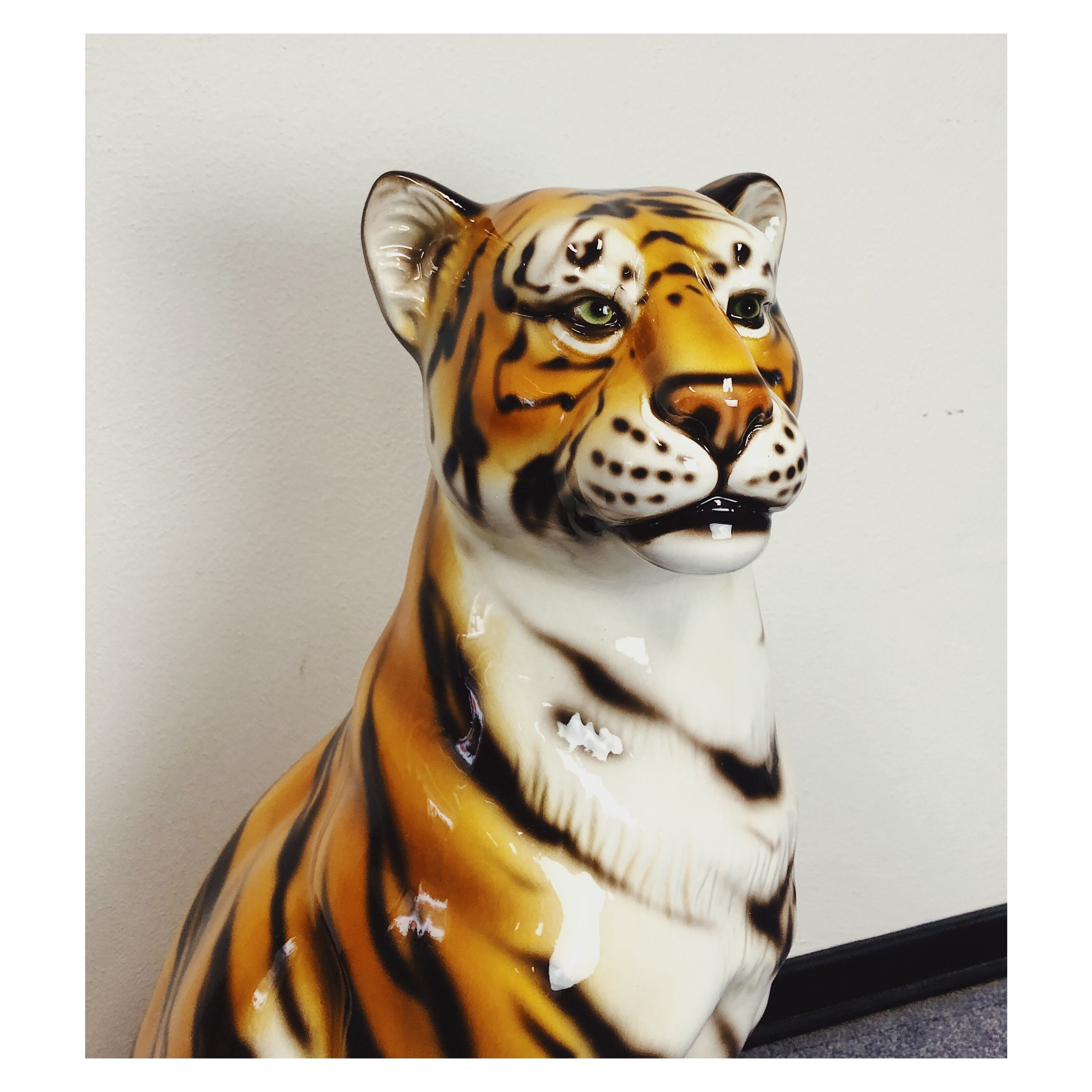Tiger statue ceramic