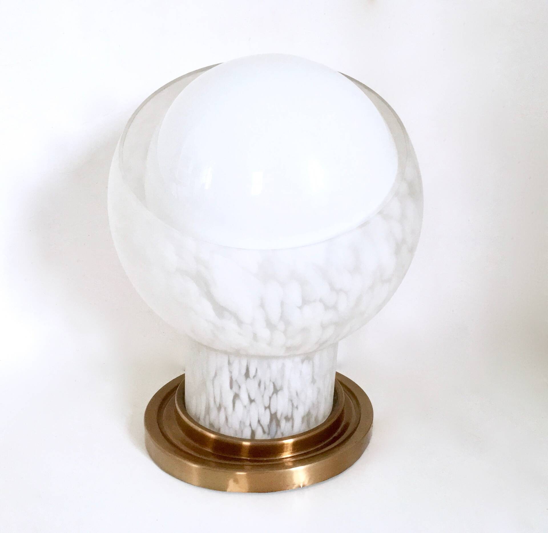 Postmodern Brass and Spheric Blown Glass Table Lamp by Mazzega, Italy