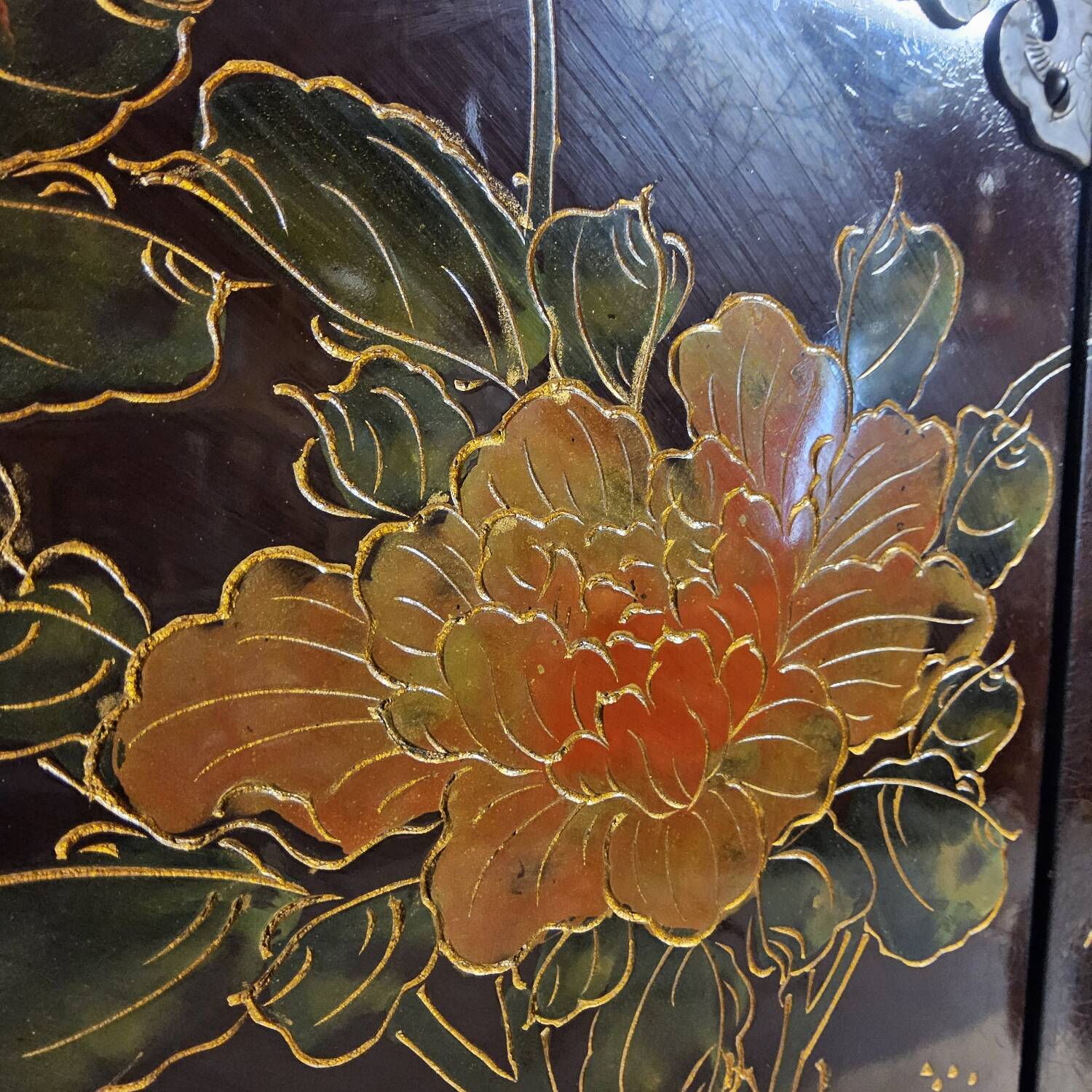 Vintage red / gold Chinese lacquer cabinet with flowers and birds