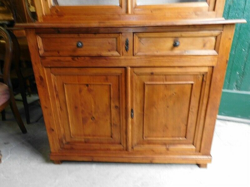2-body buffet or 19th century fir museum