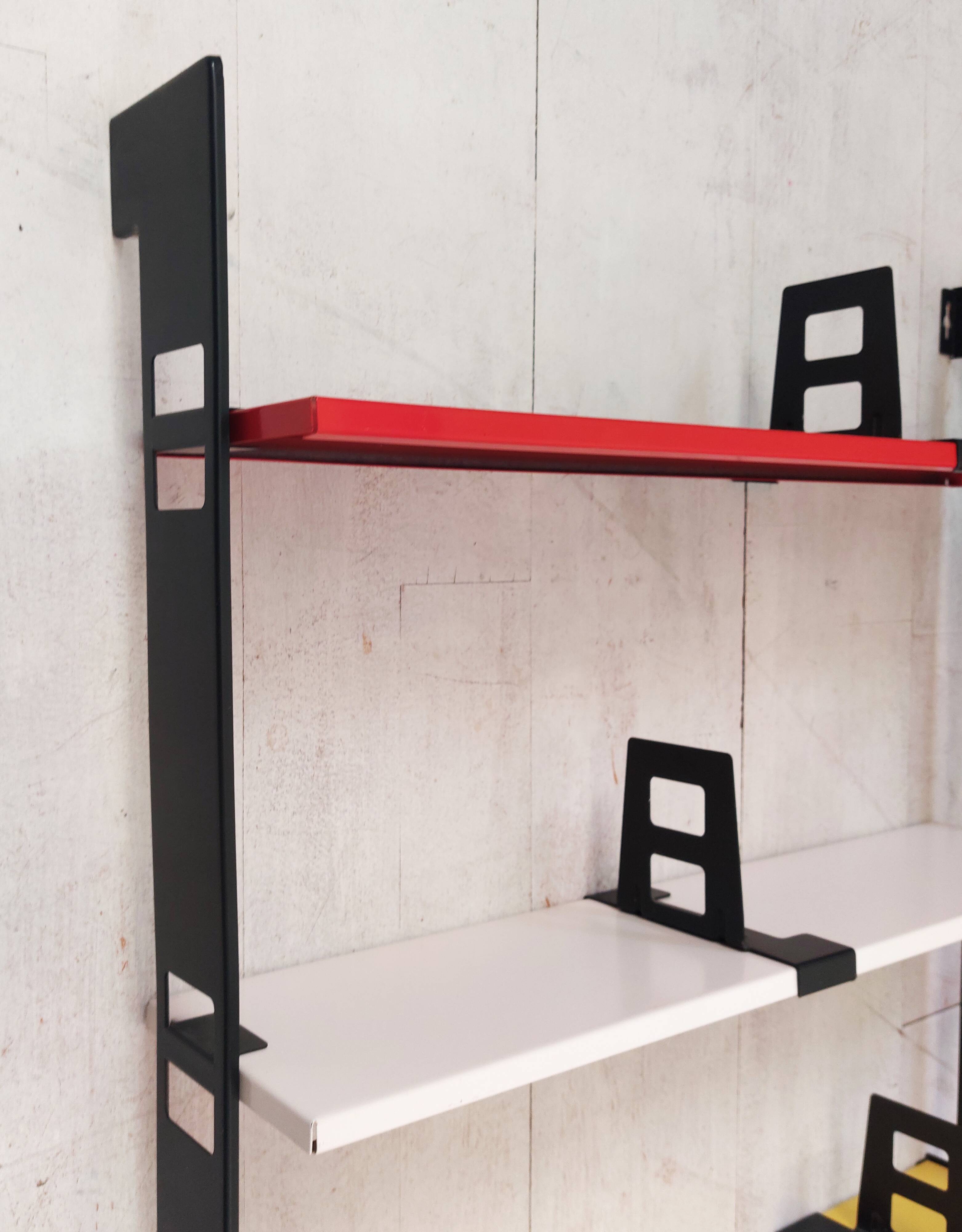 Rare vintage wall shelf, model "Pocket" - Tomado '72 / '73