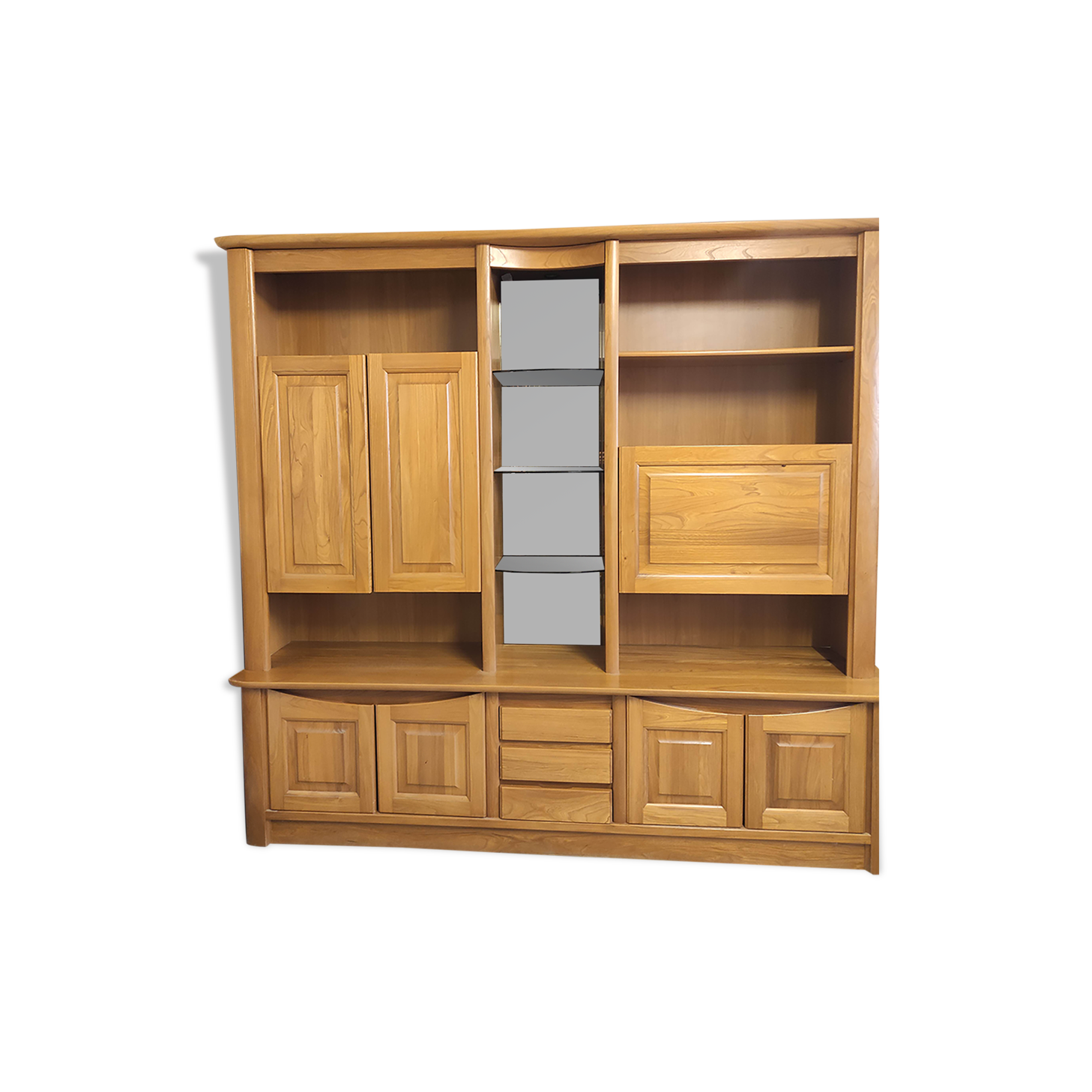 Bahut high in solid alder with bar