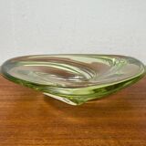 Mid-century modern crystal fruit bowl by Rene Delvenne for Val Saint Lambert, Belgium, 1960s.