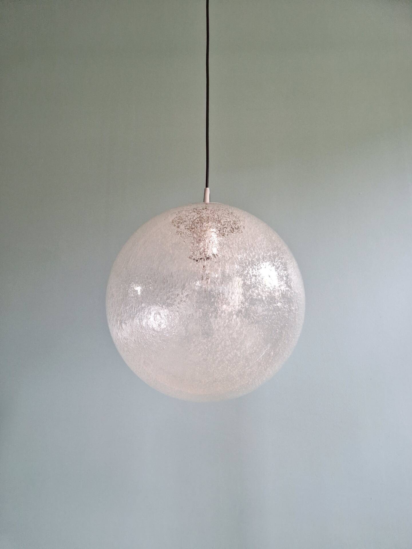 Suspension Space Age in blown bubble glass, Peill & Putzler, 1970
