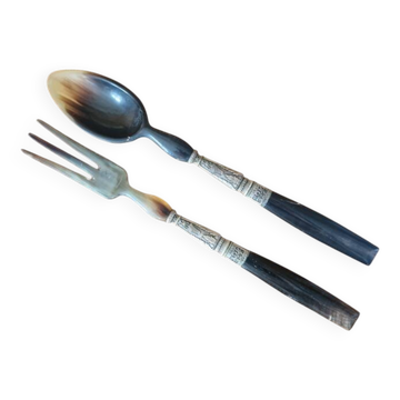 Salad serving set in horn and silver-plated metal in the Louis XVI style.