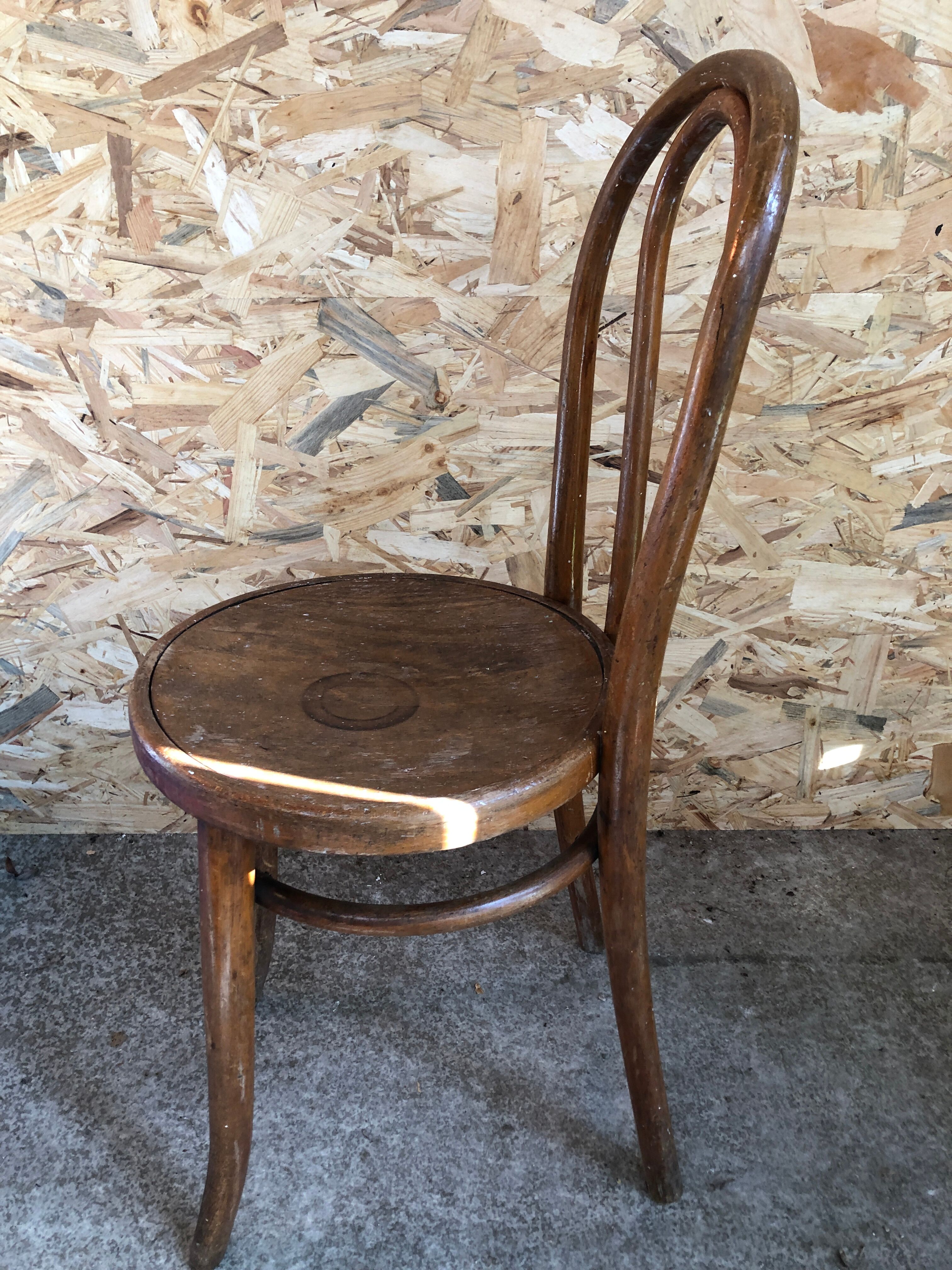 Old chair bistrot thonet 1950
