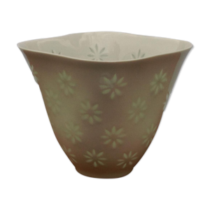 vase en porcelaine par