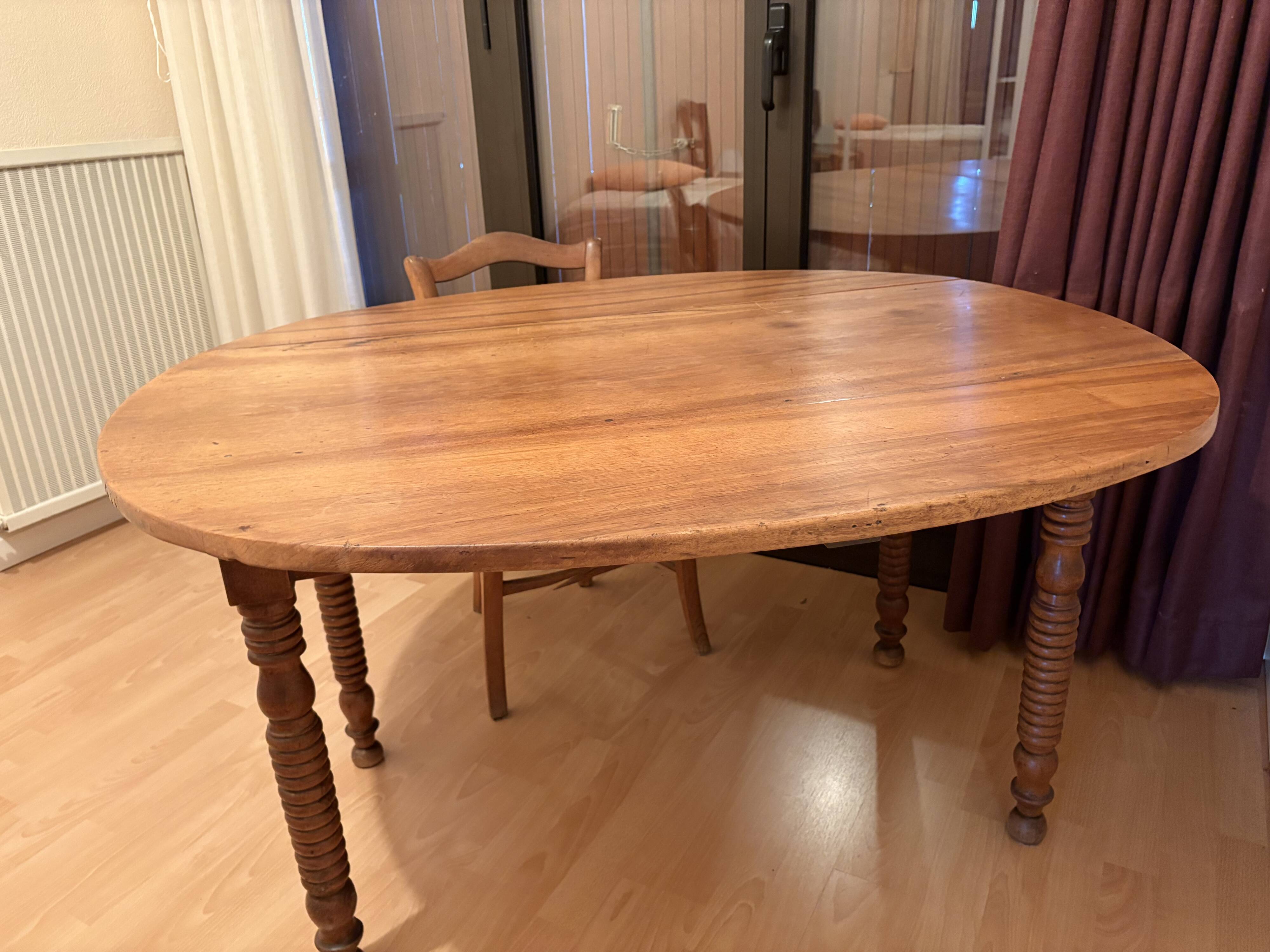 Table Ovale Bois massif