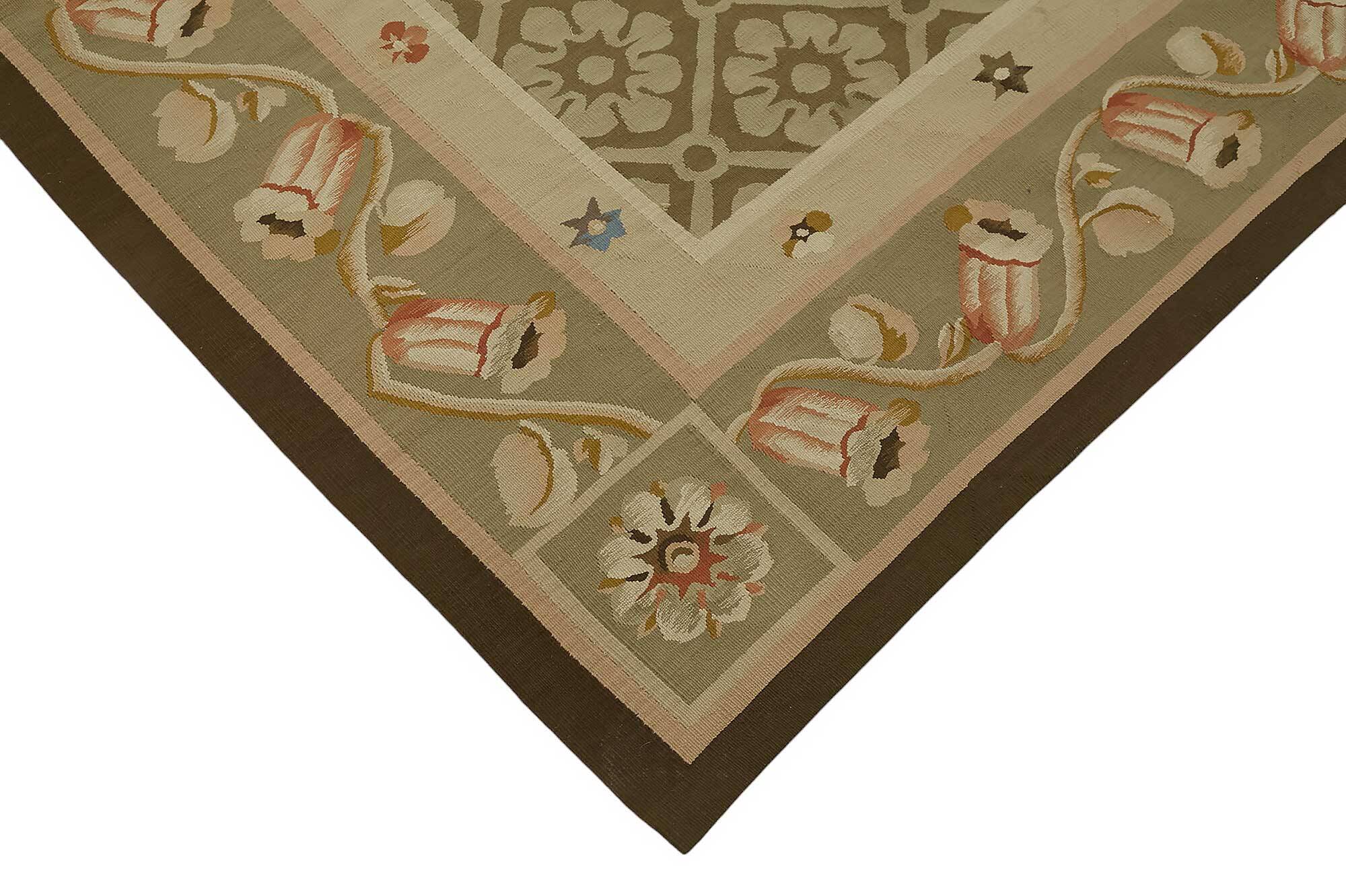 Handmade European Vintage Aubusson Kilim 207 cm x 273 cm