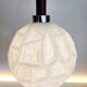 Lampe à suspension vintage, vermoedelijk Peill & Putzler, verre opalin avec relief