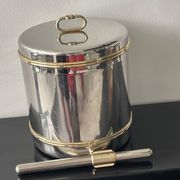 Vintage Gucci champagne bucket in silver-plated metal in Hollywood Regency style.