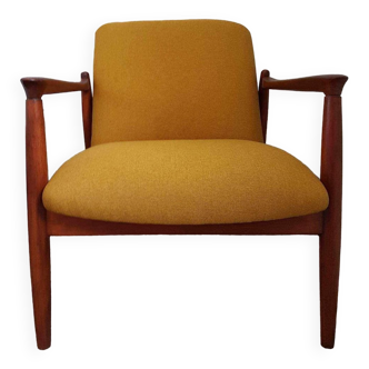 GFM-64 armchair by Edmund Homa for GFM