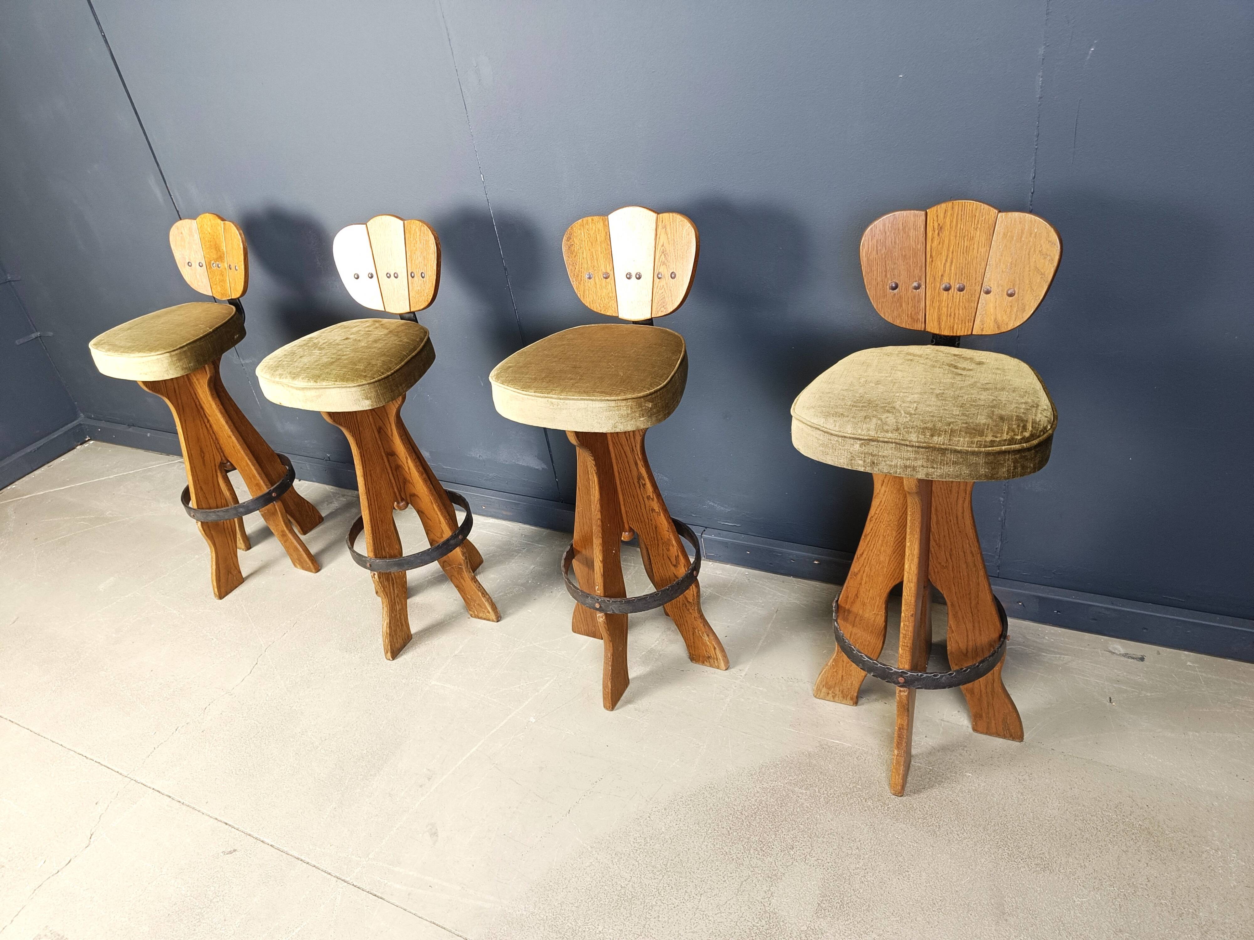 Set of 4 vintage brutalist bar stools, 1960s