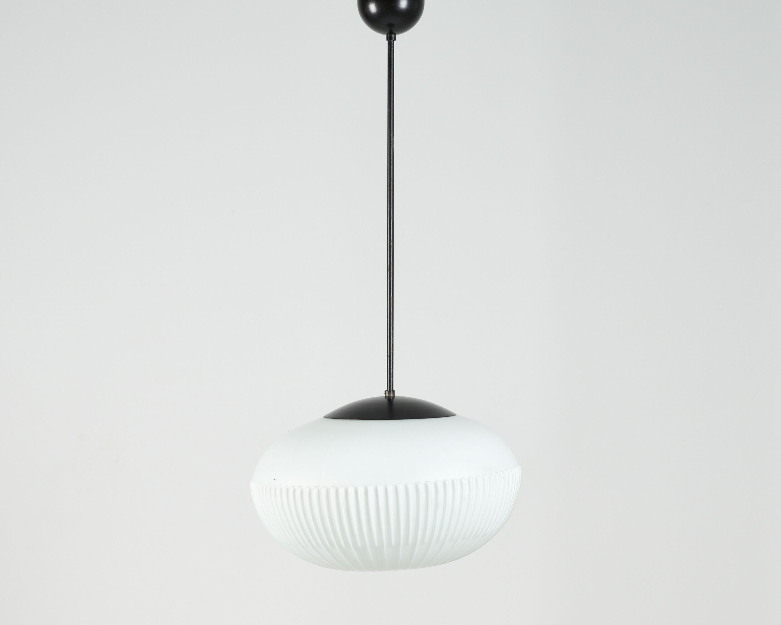 Suspension en verre Oopaline par Napako années 60