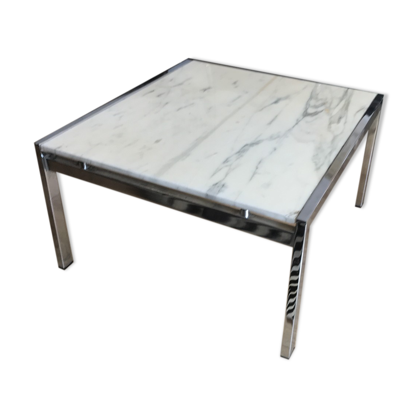 Table basse en marbre de Calacatta et structure  chromée circa 1975