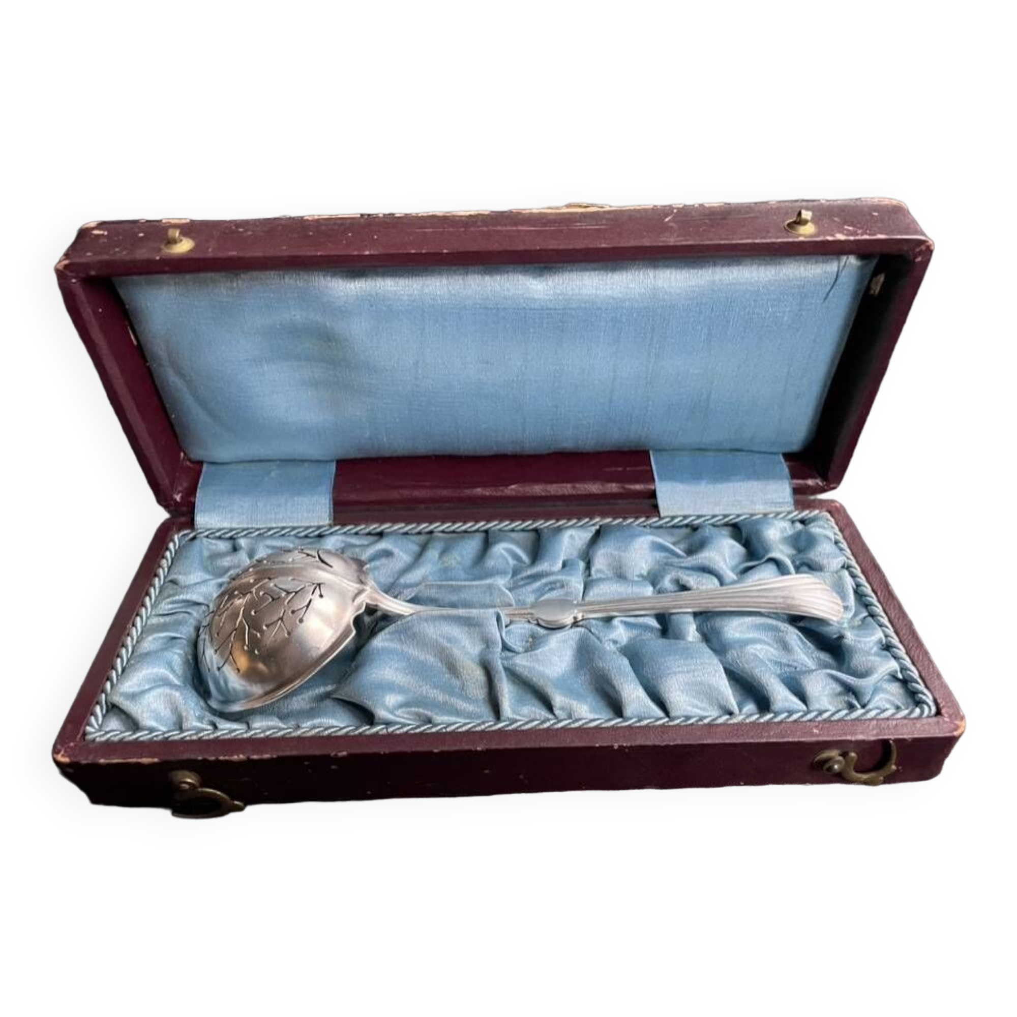 Christofle Lotus model sprinkling spoon in box – Art Nouveau
