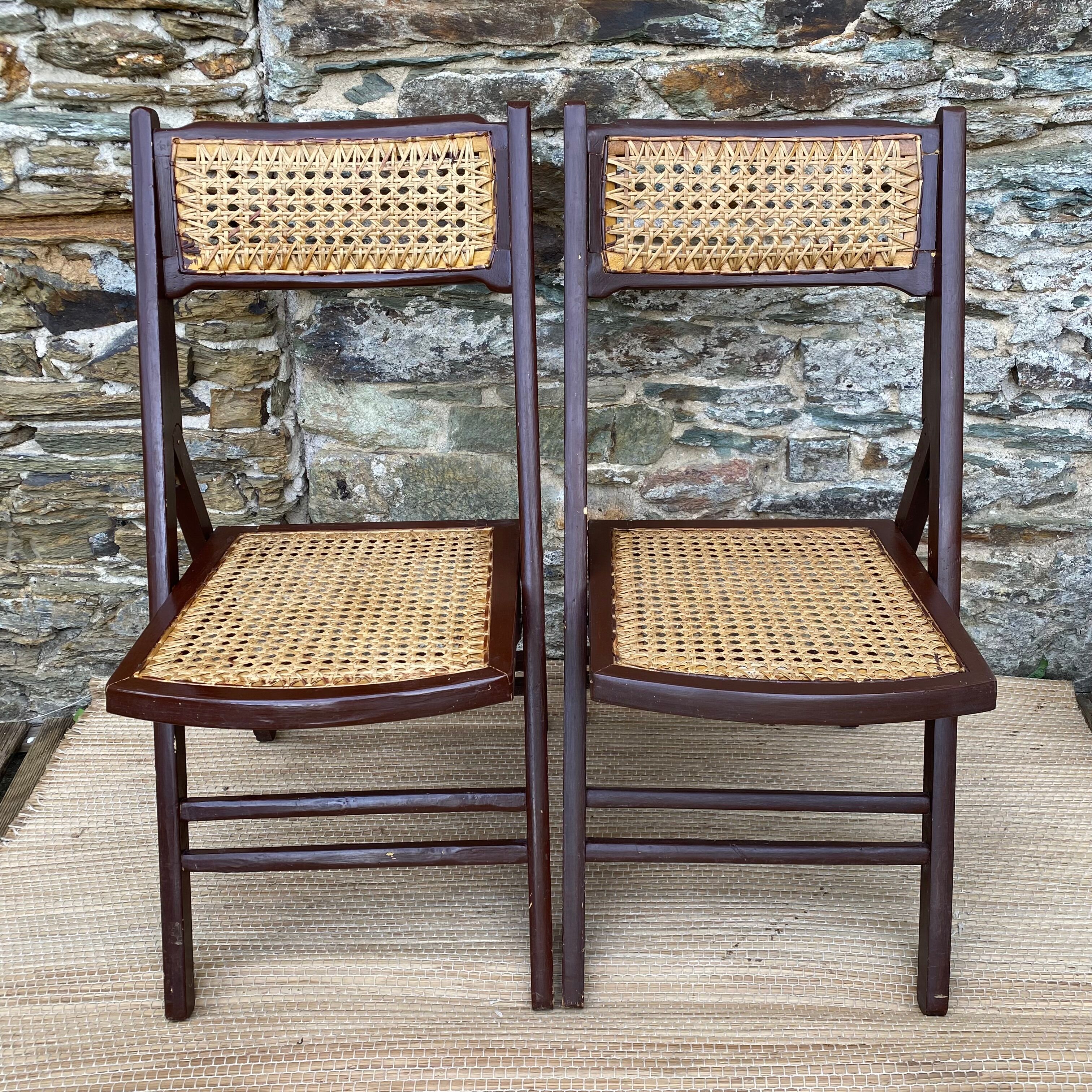 Vintage folding chairs wood and canning