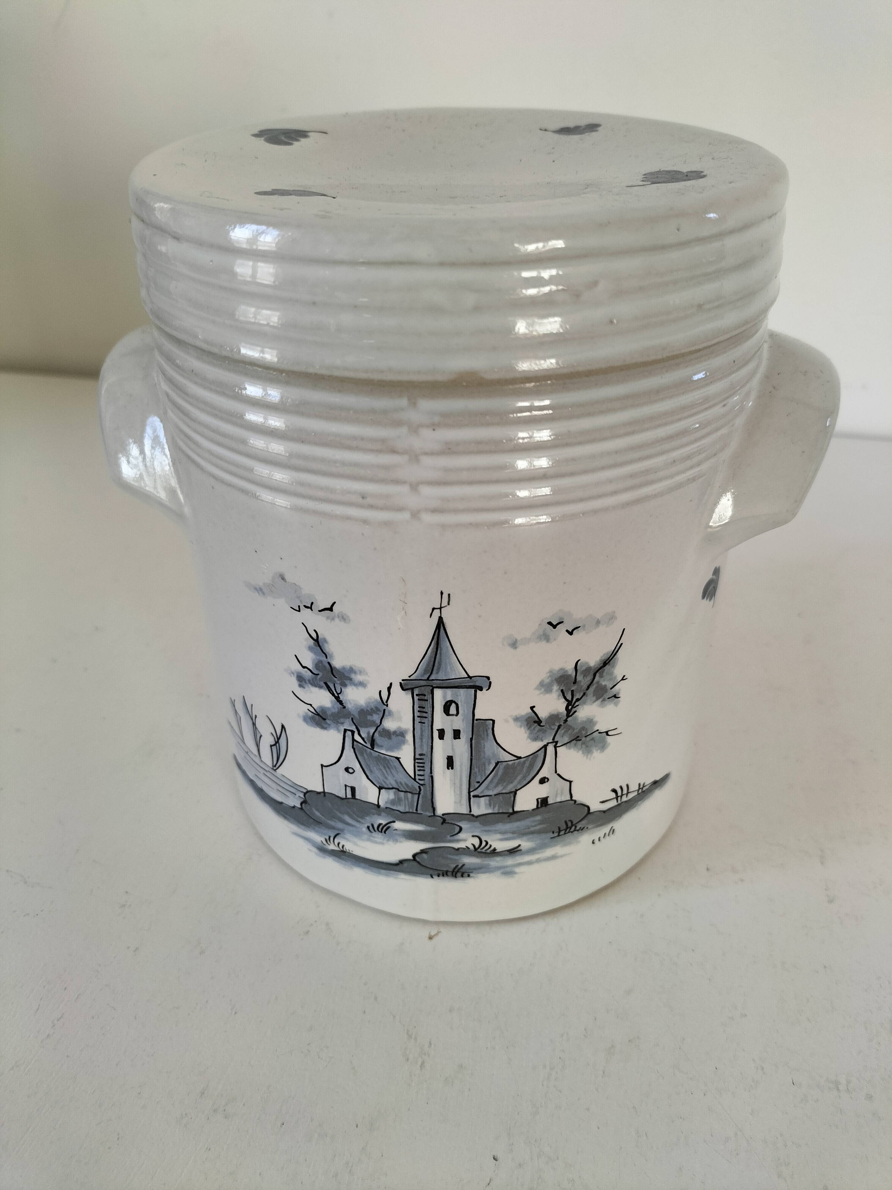 Stoneware storage jar with blue decoration – La Chapelle des Pots