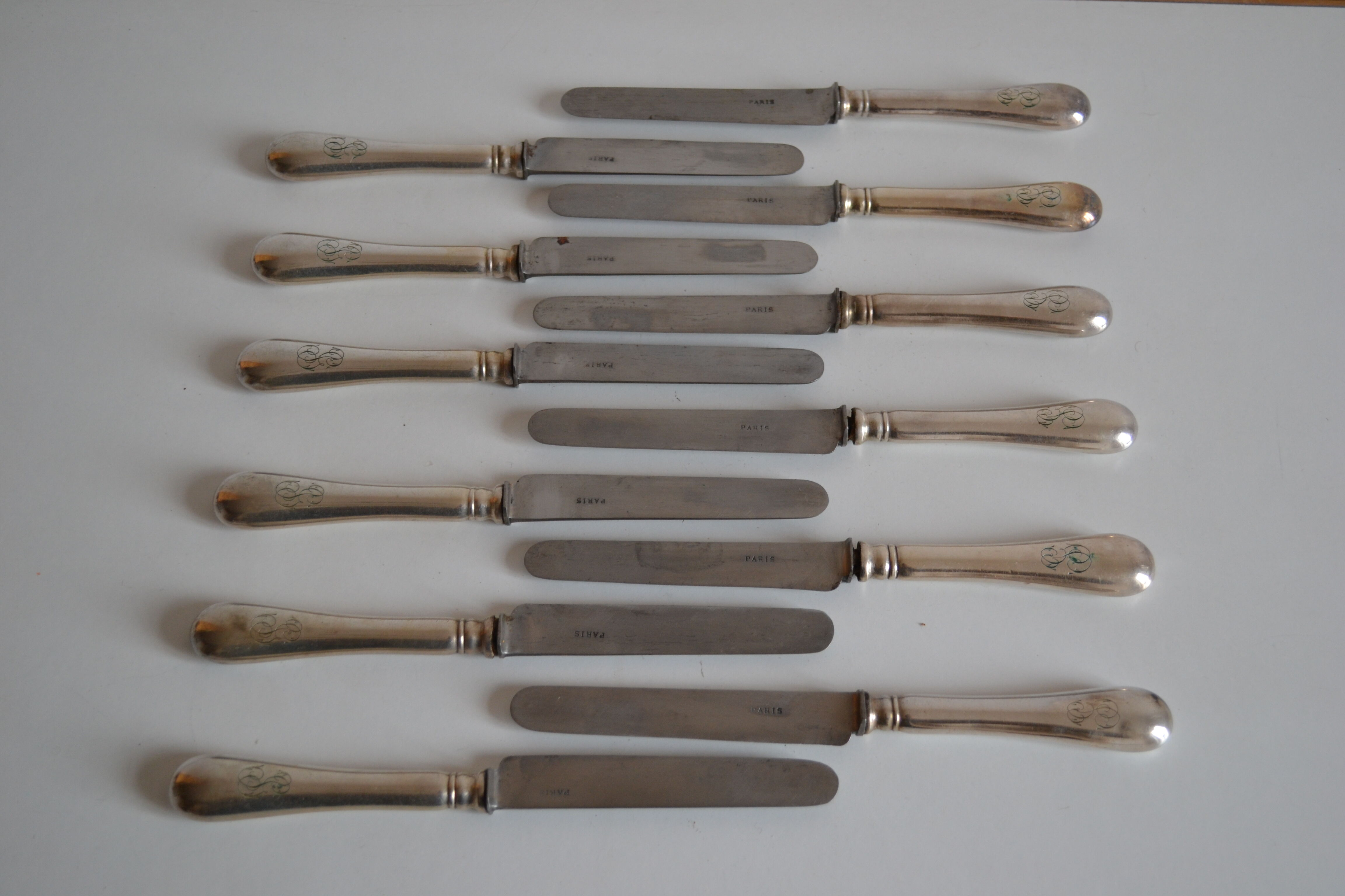 12 dessert knives old metal silver monogram