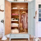 Armoire parisienne restaurée