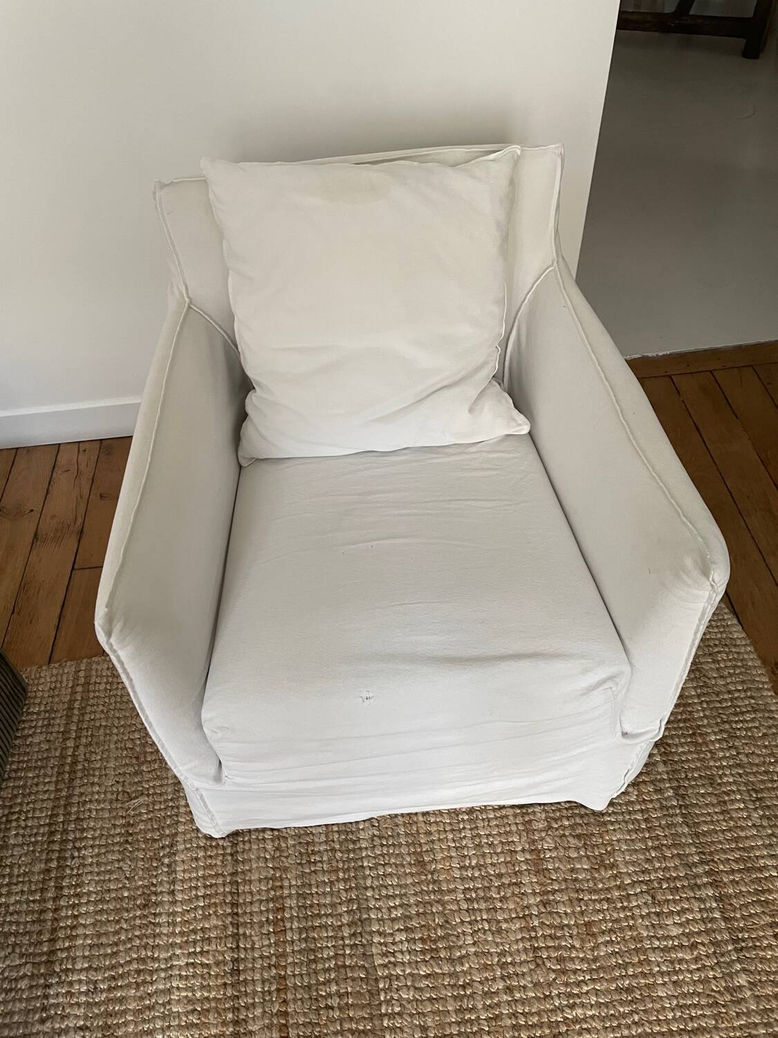 Fauteuil Ghost 05