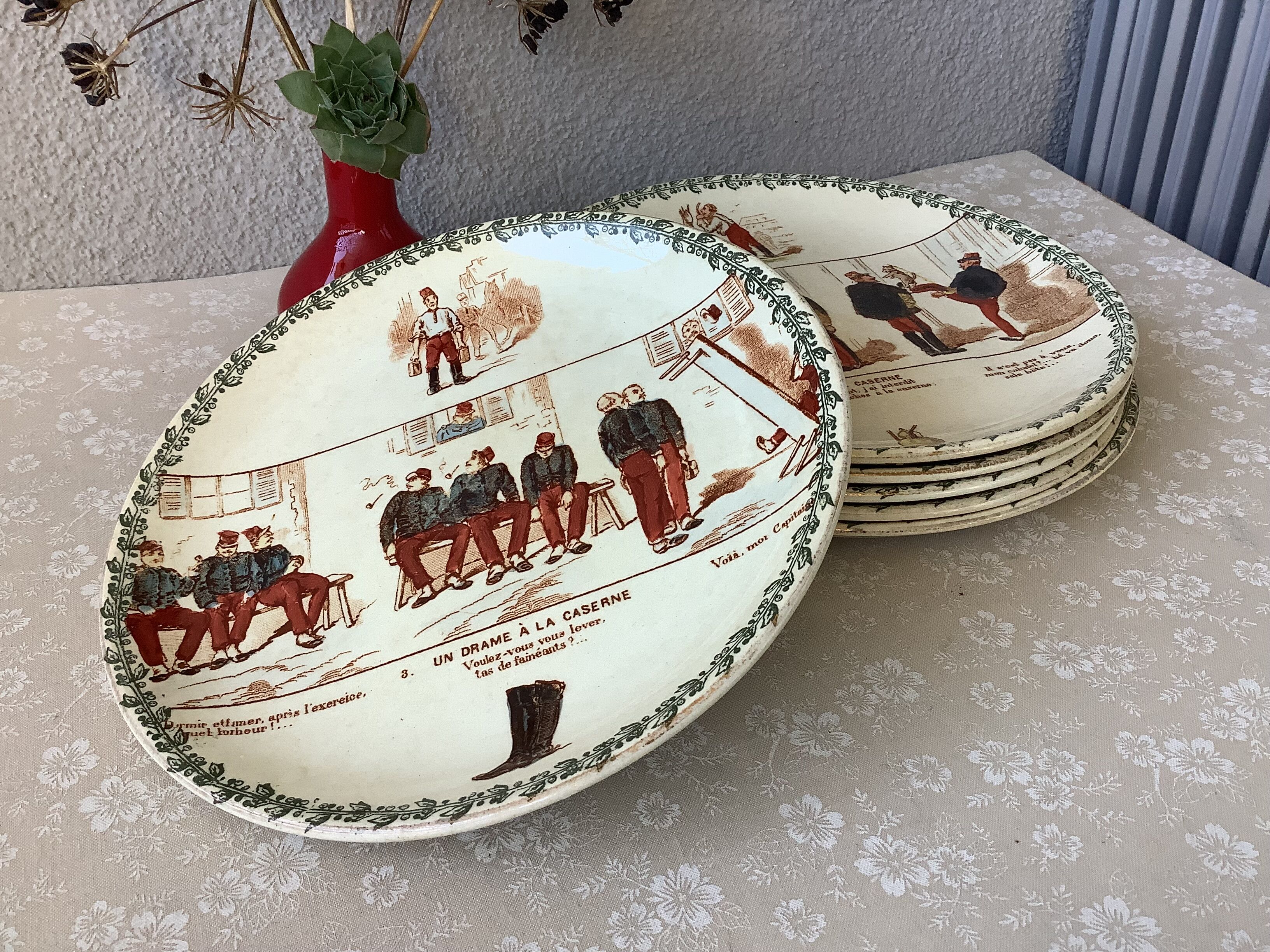 Talking plates Military Iron Land Choisy le Roi
